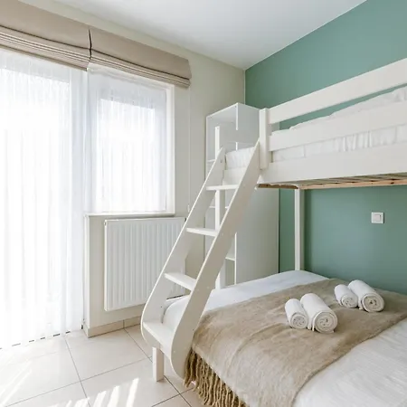 아파트 Cozy Seaside With Terrace 오스텐드